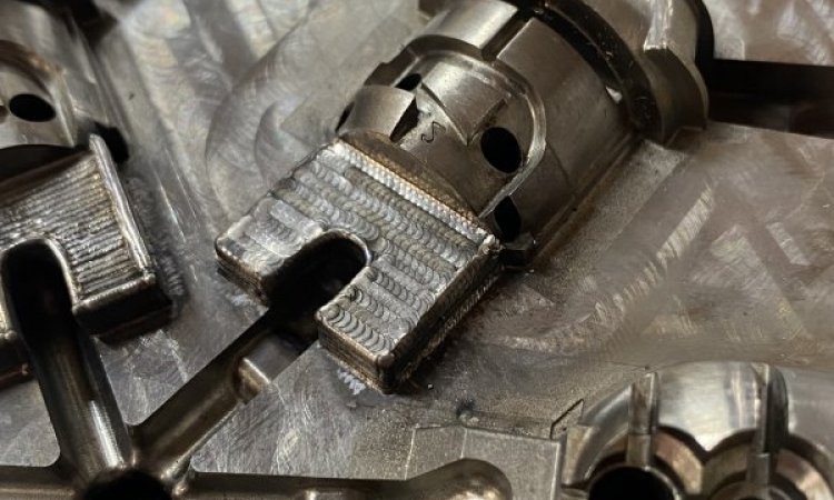 Rechargement d'une forme - NB soudure laser
